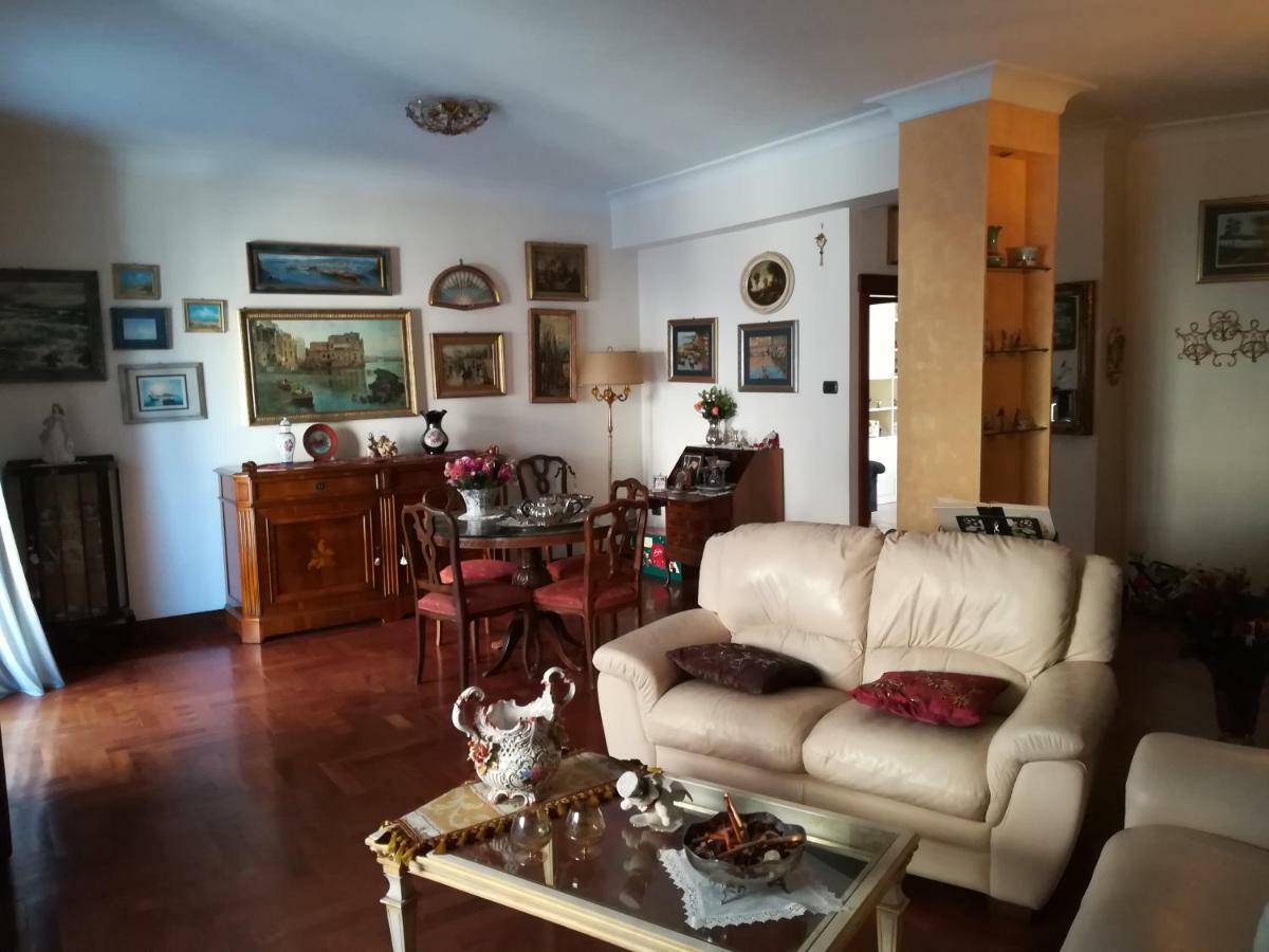 Casa Meriva Naples Luaran gambar